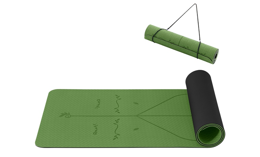 Image 6: Non-Slip Yoga Mat With Alignment Lines