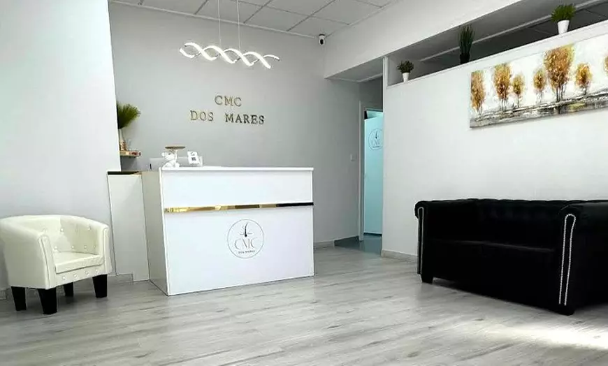Image 12: Infiltración de 1 o 2 viales de relleno dérmico facial, zona a elegir