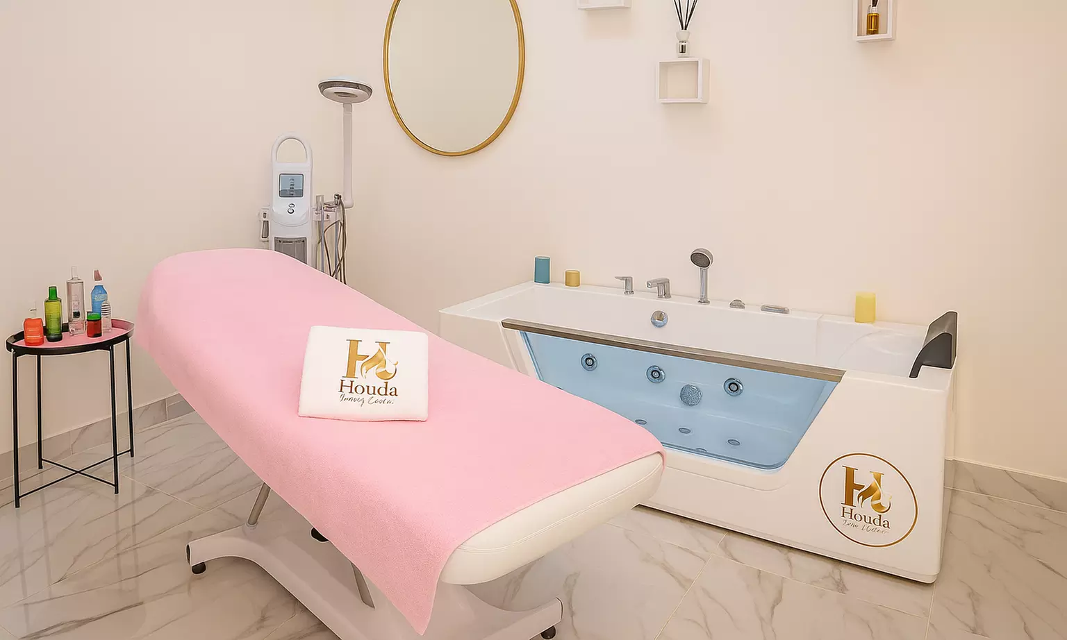 60 Mins Relaxing or Contouring Spa Treatment w/w/o Moroccan Bath/Blow