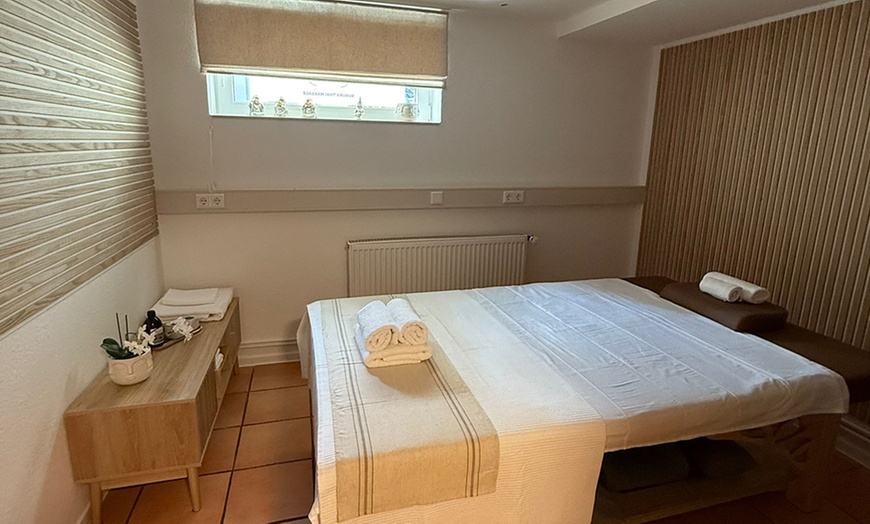 Image 4: 1 - 5 Hot-Stone-Massagen à 90 Min. inkl. Tee für 1 Person