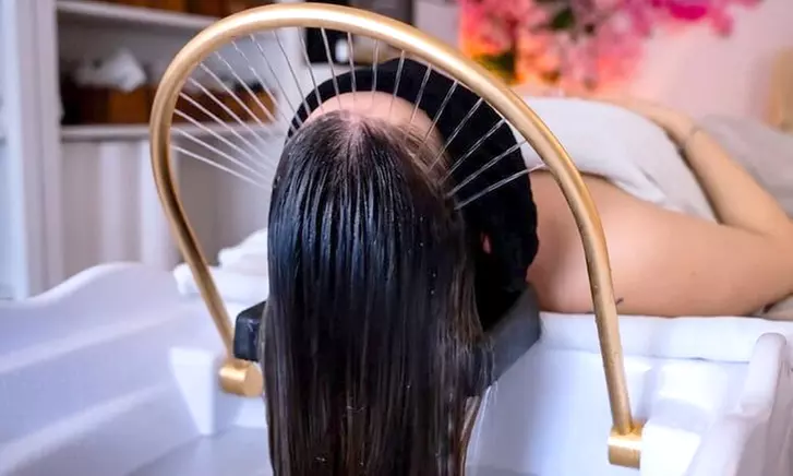 Experiencia de head spa de 45 o 60 minutos con bebida de cortesía