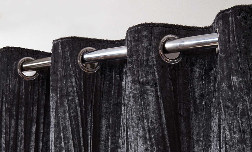 Image 4: Velvet Lined Eyelet Curtains
