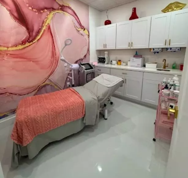 Achieve Radiant Skin with One, Two, or Three Hydra Oxygen Facials