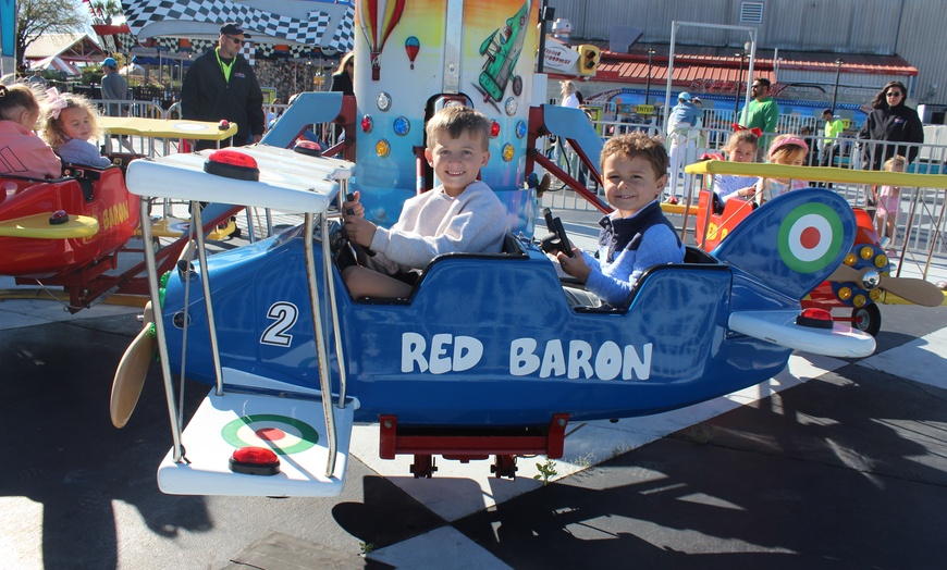 Image 5: Thrill-seekers unite! Unlimited go-kart rides at Broadway Grand Prix