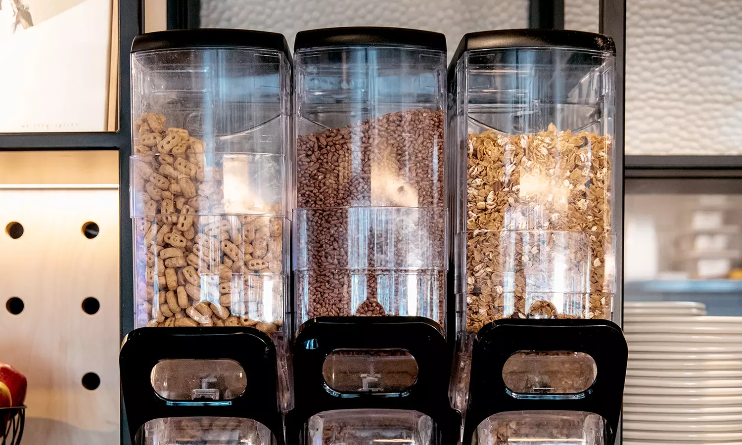 Deluxe All-You-Can-Eat Breakfast Buffet&drinks at Moxy Sydney Airport