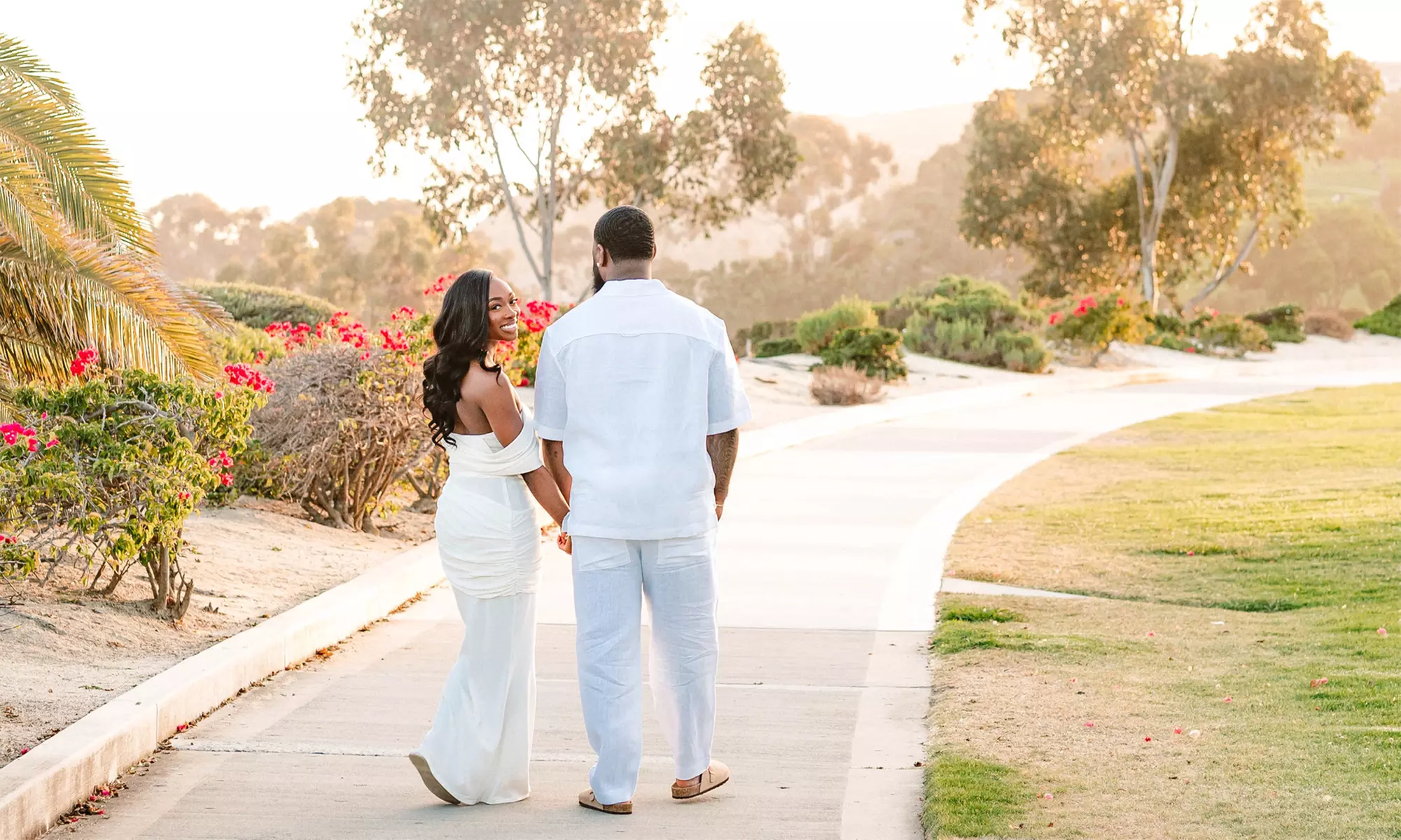 Engagement Photo Sessions with 60 or 90 Minute On Location Options
