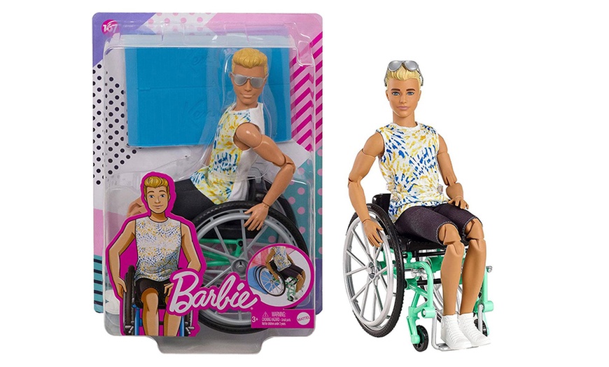 Image 7: Poupée Barbie Ken footballeur ou Ken en fauteuil roulant