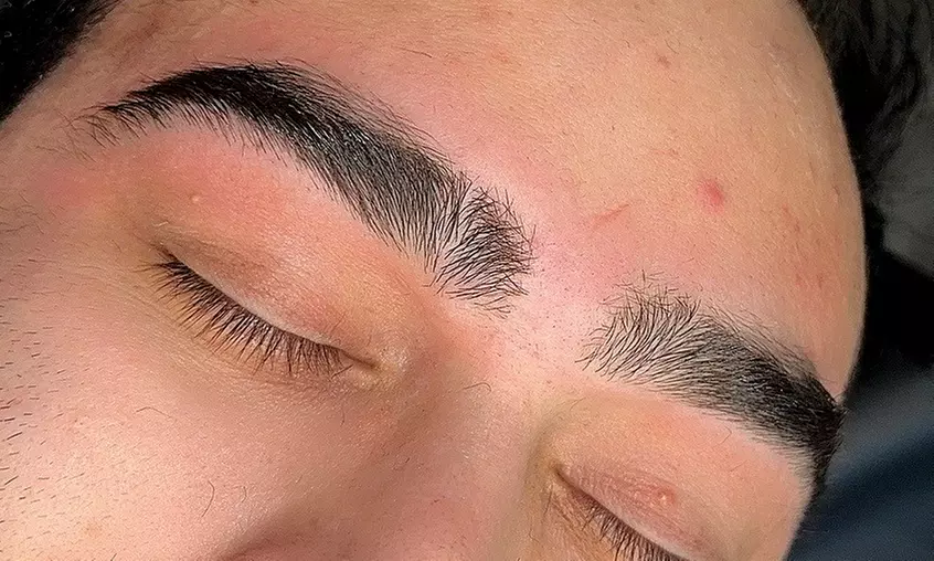 Transform Your Brows with Professional Threading