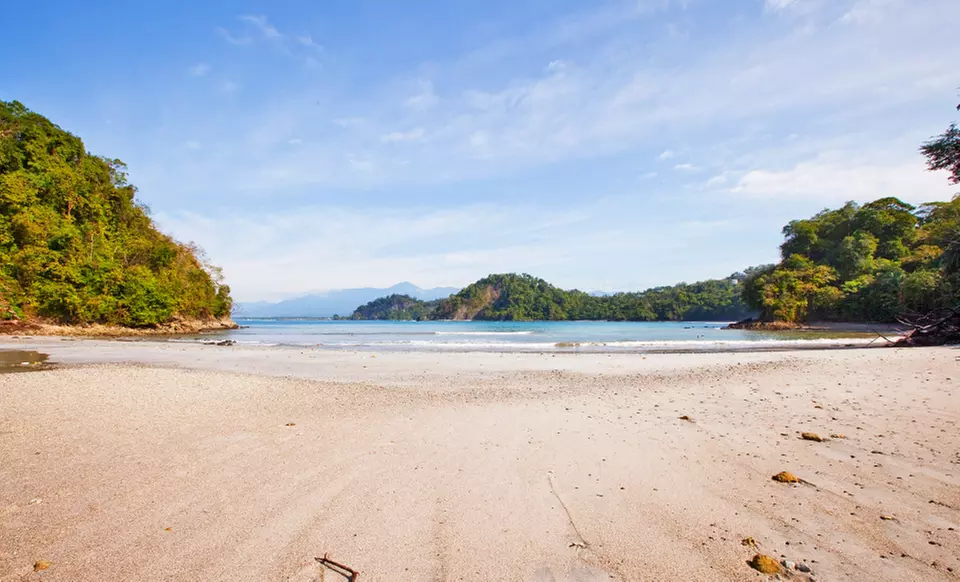 3-, 4-, 5-, or 7-Night Stay for Two at Shana Hotel & Residence in Puntarenas, Costa Rica. Combine Up to 14 Nights. - Primary Image