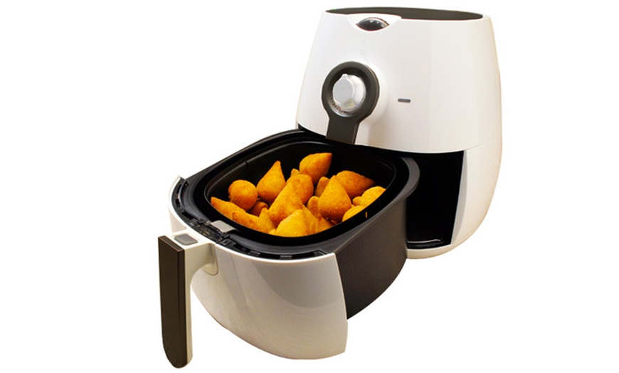 Image 4: Kitchen Chef 2.2L Air Fryer