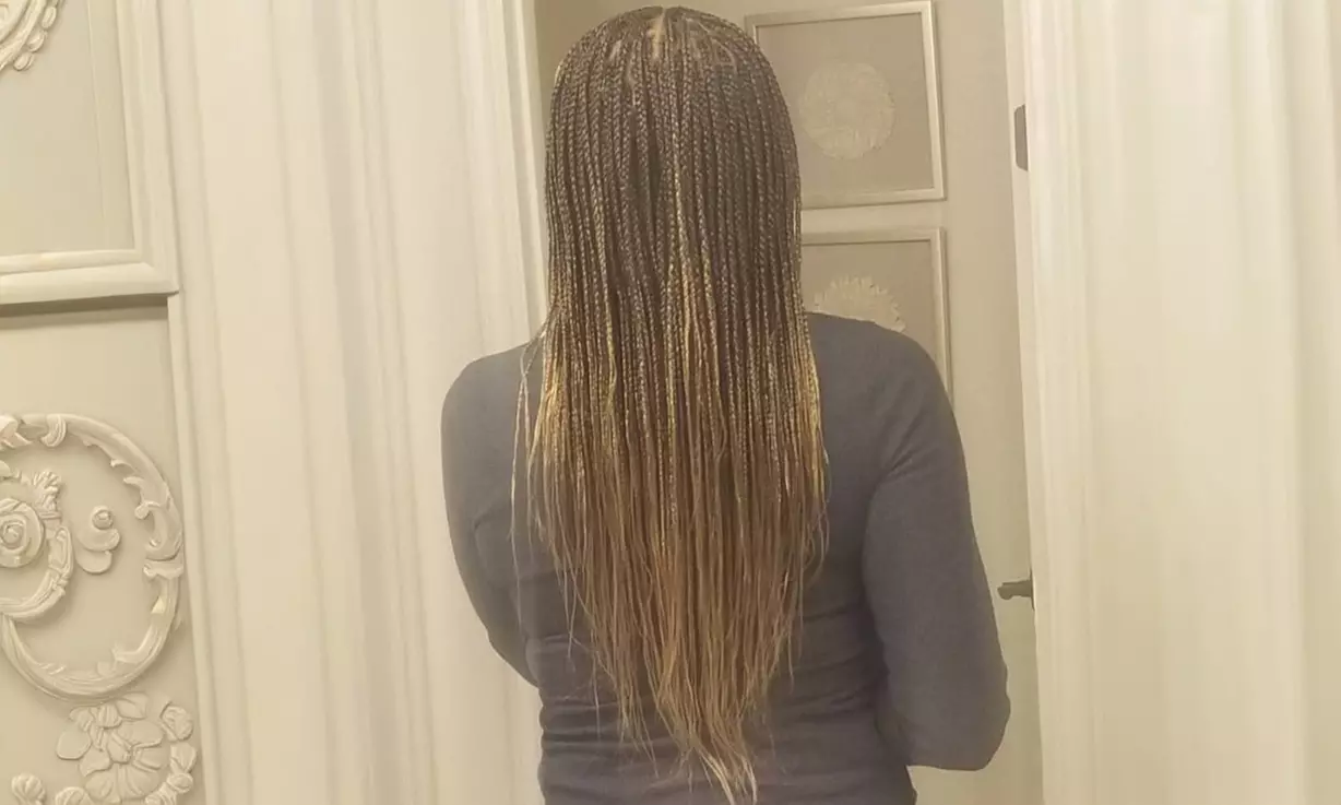 Beautiful Knotless Braids & Kid Friendly Salon Service