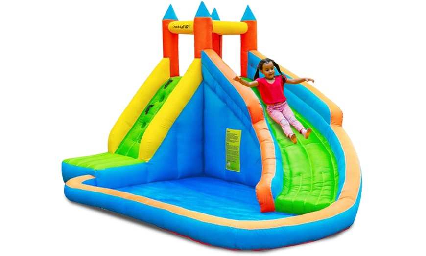 Image 2: Château gonflable Airmyfun pour enfant avec soufflerie permanente