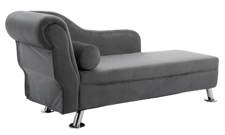 Image 8: Chaise Lounge