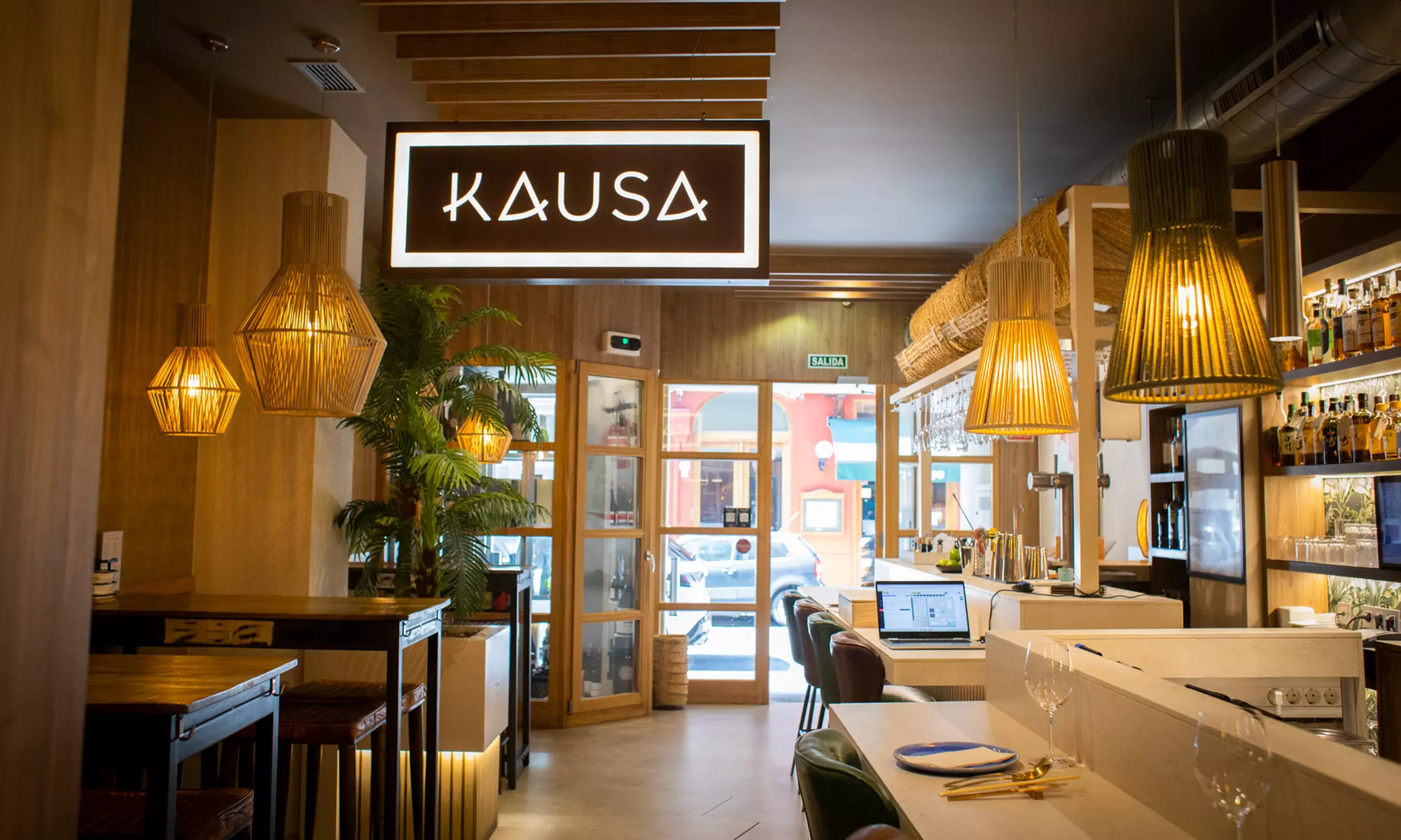 Menú degustación para 2 o 4 personas con selección de platos cuidados