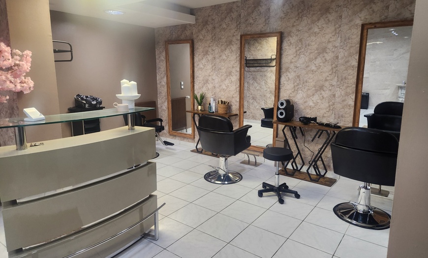 Image 2: Soins capillaires profonds, détox, therapy ou lissage protéine