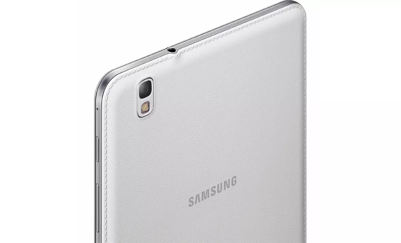 Samsung Galaxy Tab Pro 8.4 16GB Tablet with WiFi (Manufacturer Refurbished) - Second Medium
