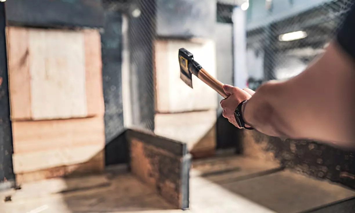 Bijlwerpen in Amsterdam West: actie, uitdaging en vooral veel lol