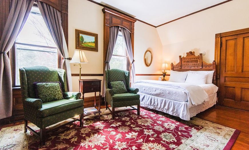 Image 10: Member Pricing: Historic B&B With Victorian Charm
