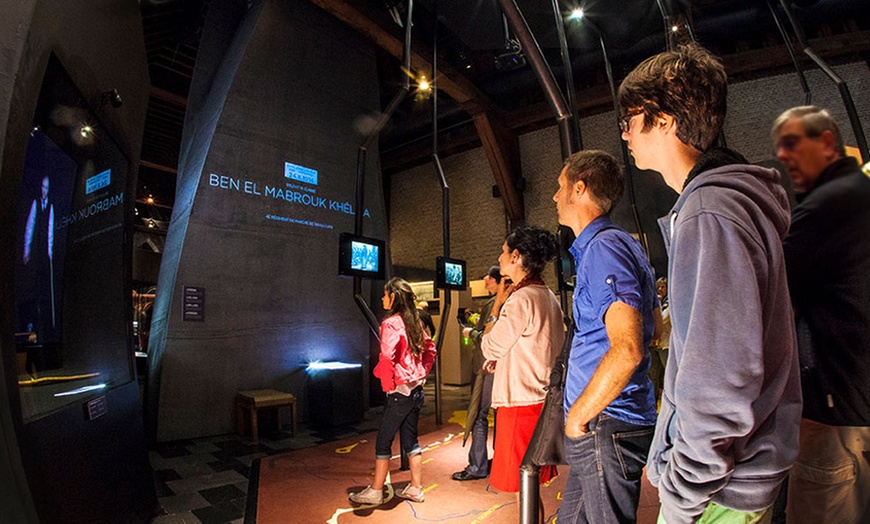 Image 9: In Flanders Fields Museum