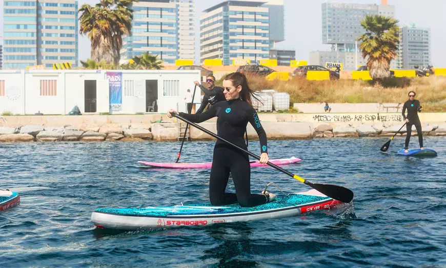 Image 10: Amanecer, atardecer o bautizo en paddlesurf con instructor para 1 o 2
