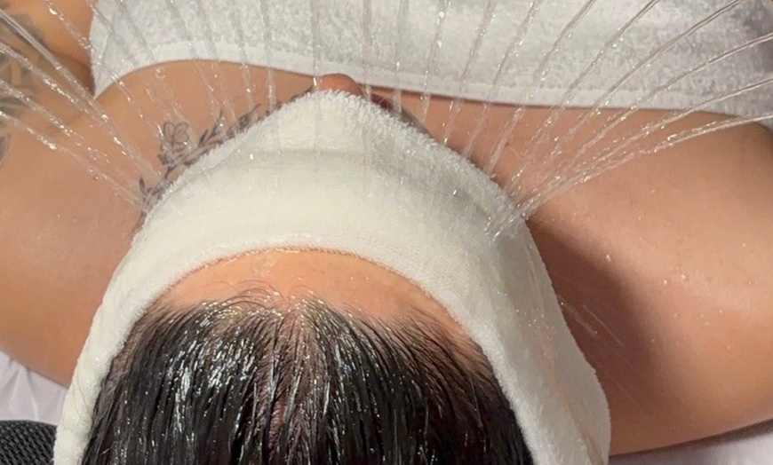Image 3: Experiencia completa head spa de 90 minutos con bebida de cortesía