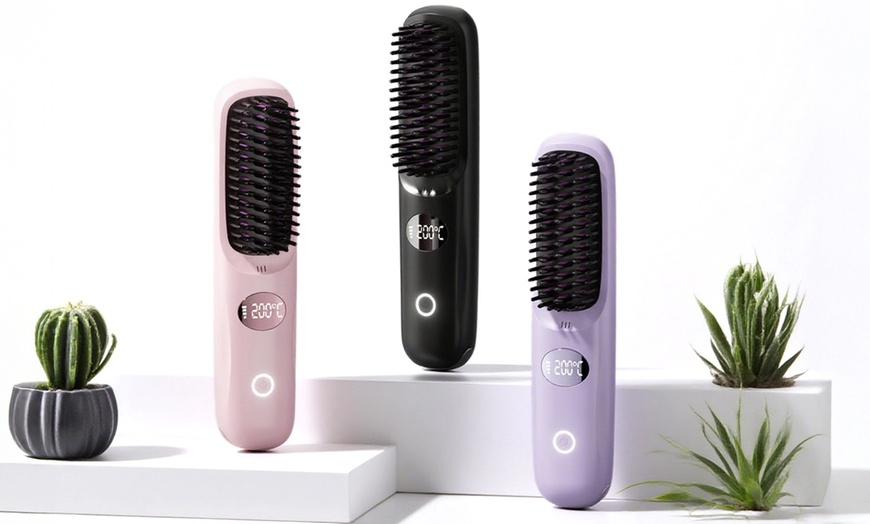 Image 1: USB Rechargeable Hair Straightening Brush with LED Screen