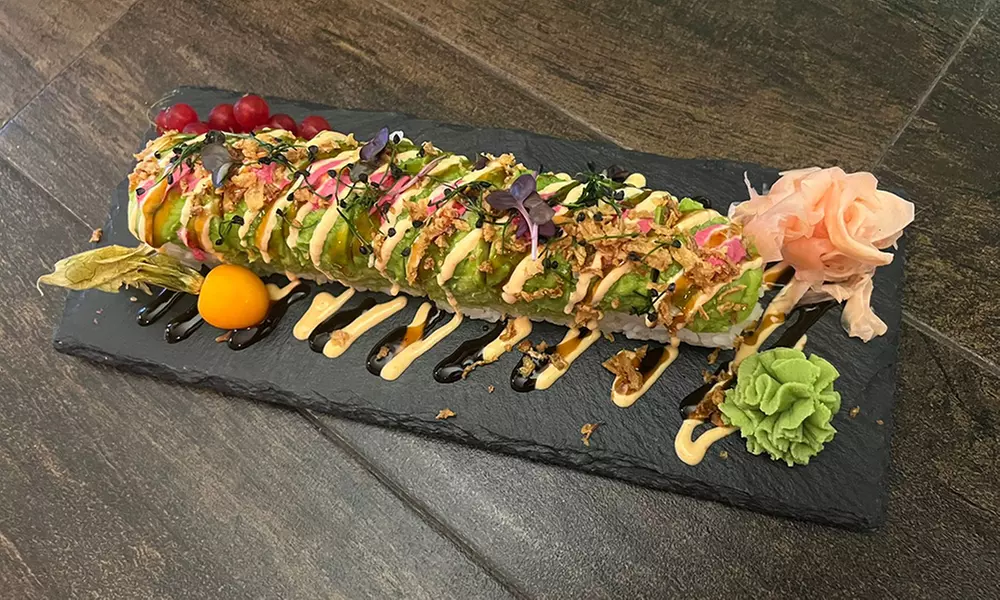 Thailändisch-japanisches 4- oder 5-Gänge-Menü für 2 oder 4 Personen