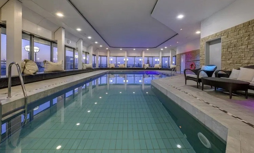 Image 17: Little Tokyo in Düsseldorf: 2-3 Nächte inkl. Frühstück & Spa