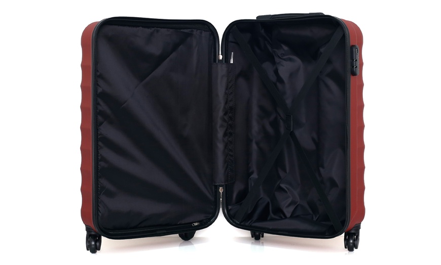 Image 41: Jakarta Set of Three Suitcases