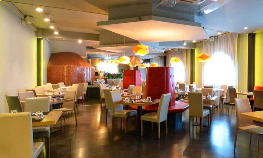 Image 10: Treviso: soggiorno con colazione o cena e drink di benvenuto per 2