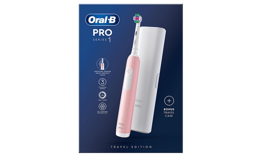 Image 17: Oral-B Electric Rechargeable Toothbrush Range 