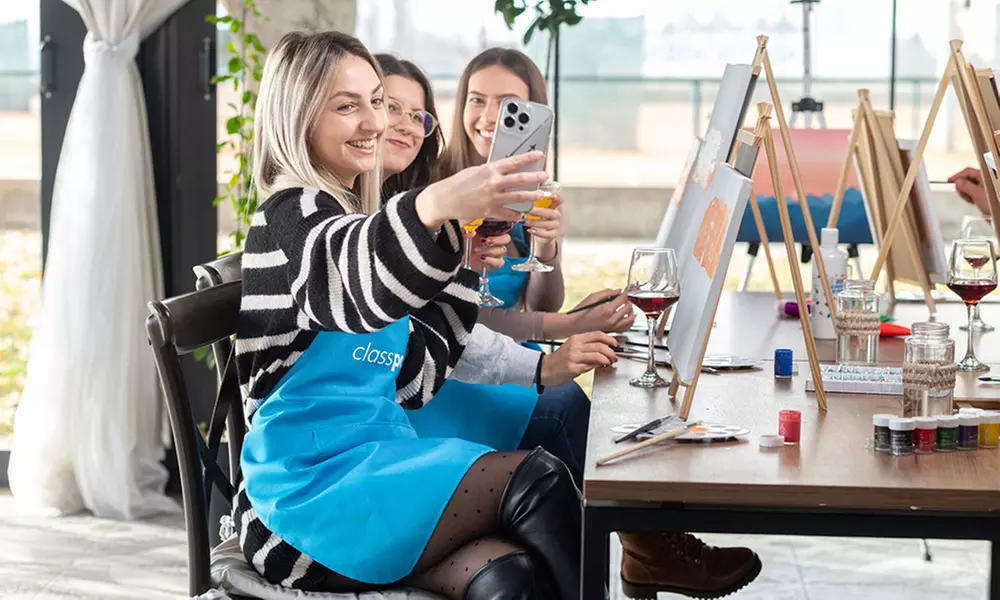 Save Up to 47% on Fun Paint and Sip Classes Near You



