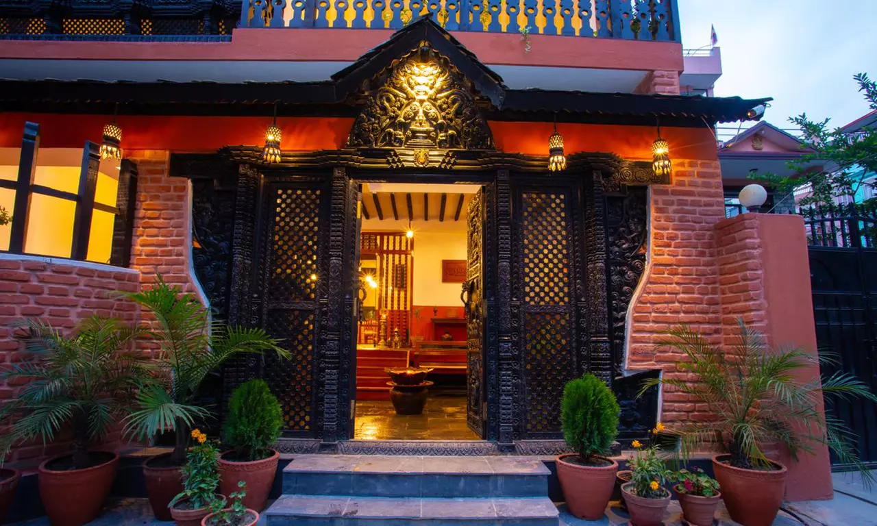 Nepal: 6-Day All-Inclusive Package Trekking Tour