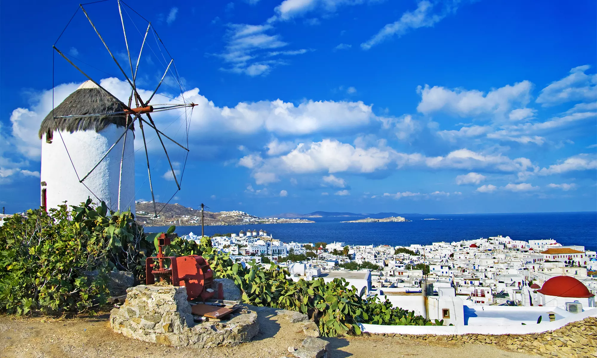 ✈ Athens, Santorini & Mykonos: 6 Nights with Return Flights