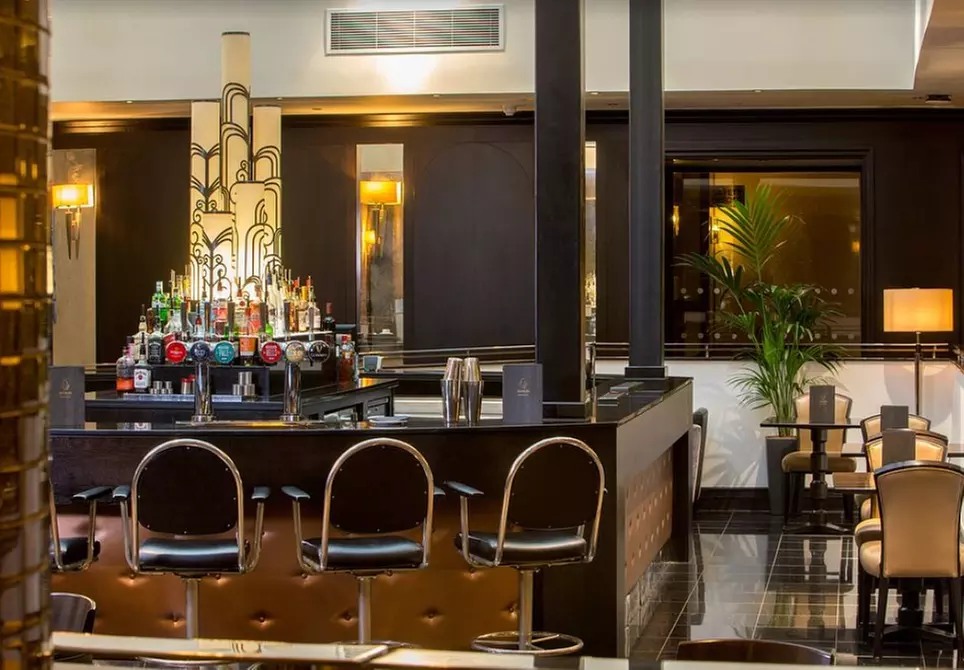 Friday Live Jazz Night With Gourmet Main Course & Wine For Up to 4