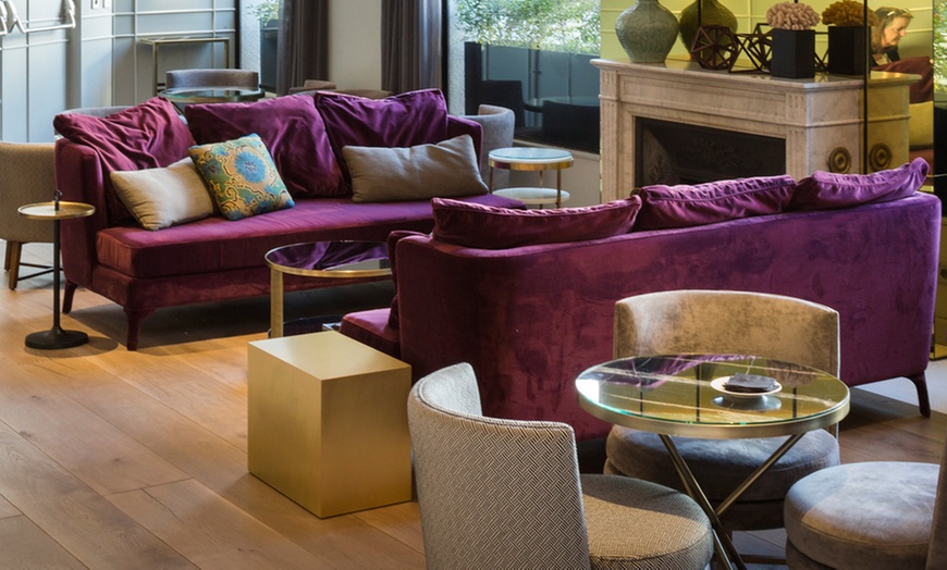 Image 7: Aperitivo italiano con copas y picoteo para 2 o 4 en hotel 5 estrellas