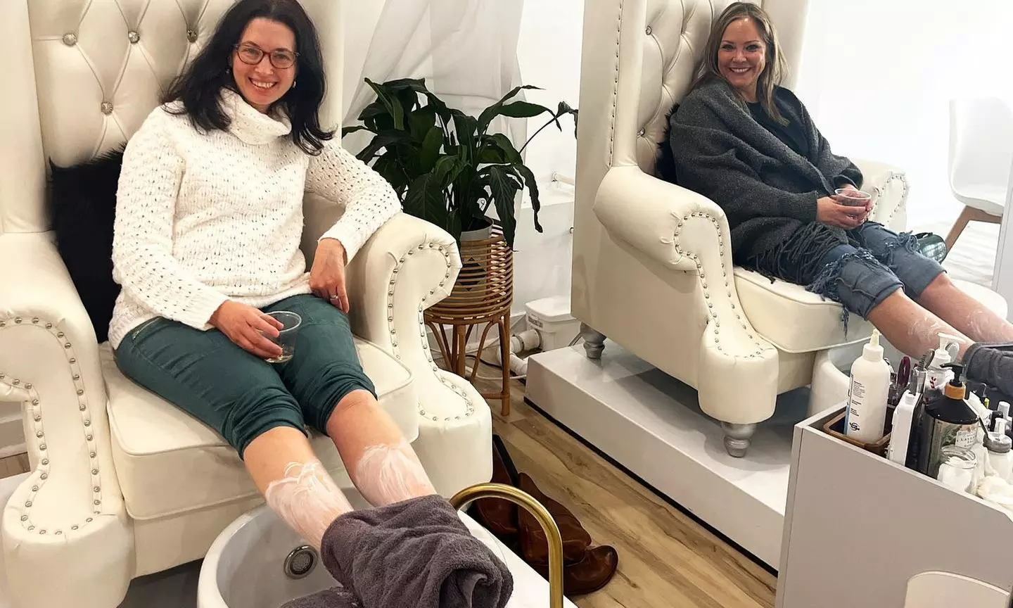 Luxury Spa Mani Pedi & Therapeutic Upgrades