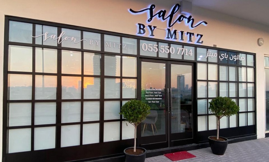 Image 2: Classic/Gelish Mani & Classic/Gelish Pedi Or Gelish Mani-Classic Pedi