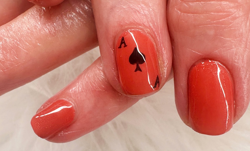 Image 6: Gel, Builder Gel & Art Manicures for Lasting Style