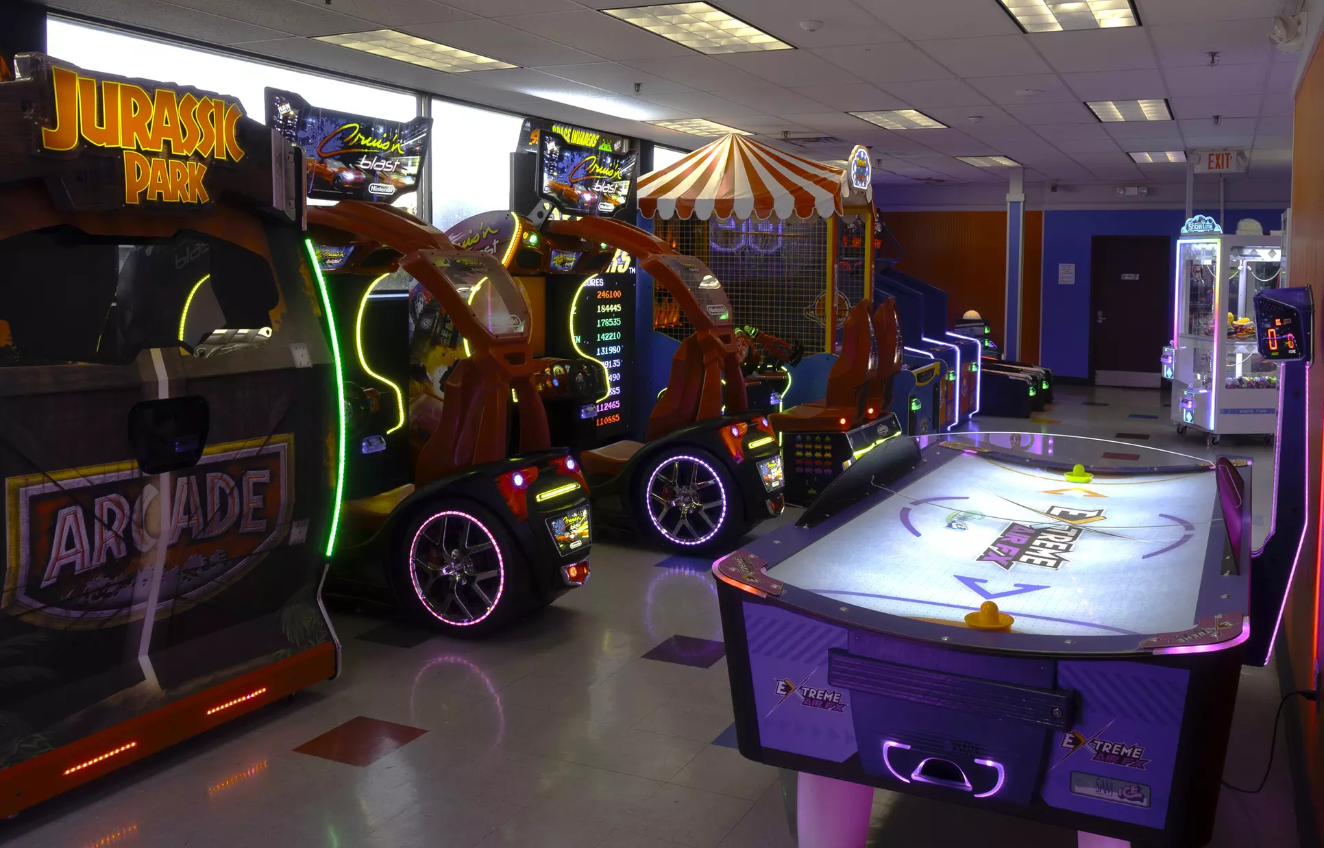 StrikeUp Some Fun Unlimited Weekday 60/90 Min Bowling @Hanover Lanes