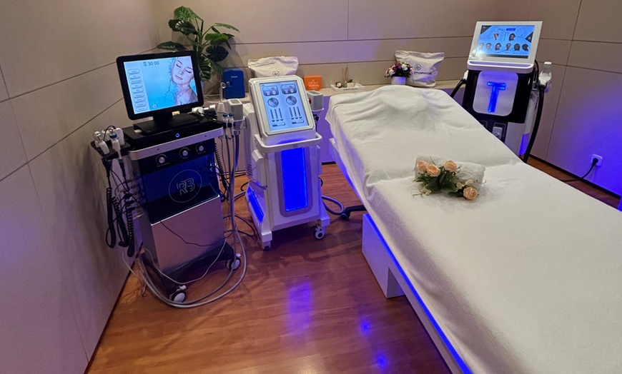 Image 2: 3 o 5 sesiones de depilación con láser SHR en zona a elegir para 1 