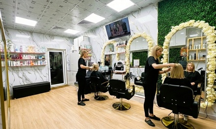 Hair Cut With Wash Up To 16 inches - Noor Al Shams Ladies Salon LLC