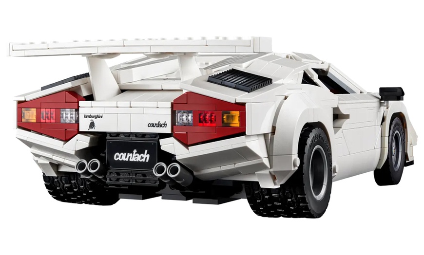 Image 6: LEGO Lamborghini Countach 5000 Quattrovalvole 10337