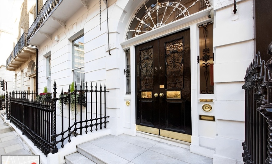 Image 2: Dental Package including Teeth Cleaning, Hygiene Scale & Polish 