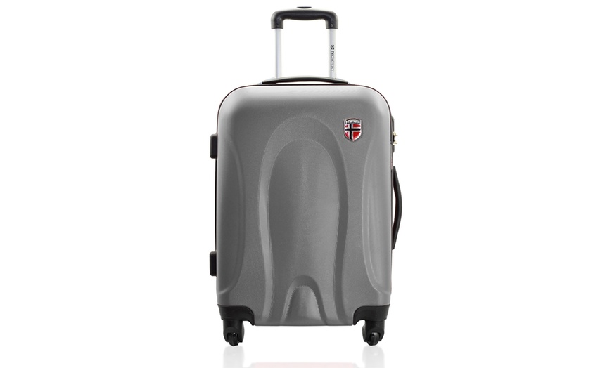 Image 6: Geographical Norway Luggage Sets