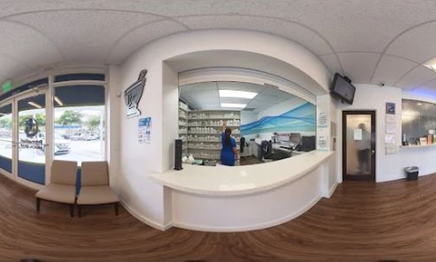 Image 4: 6 Laser Hair Removal Treatments for Small to Large Areas + 1 FREE
