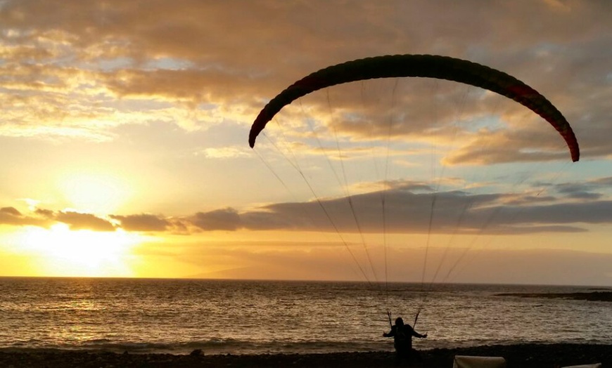 Image 2: Curso teórico de parapente para 1 o 2 