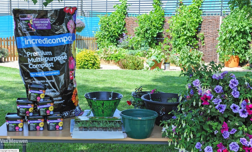Image 9: Garden Compost - 25 or 70 Litre Bag plus Fertiliser