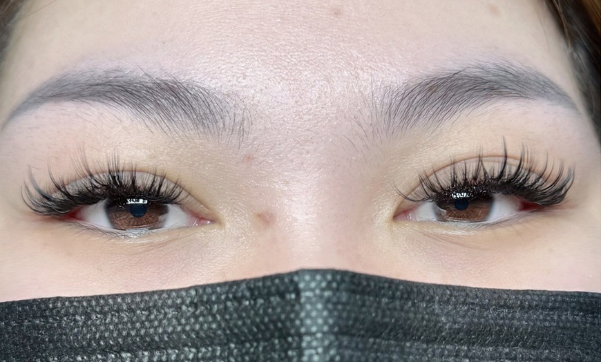 Image 2: Up to 45% Off on Eyelash Extensions at Rose Beauty