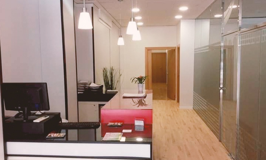 Image 6: 1, 2 o 3 sesiones de masaje relajante de 45 o 60 minutos para 1